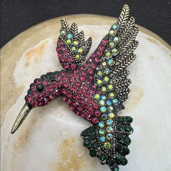 Jewelry - Vintage Crystal Hummingbird Bird Brooch Pin - Pink & Green